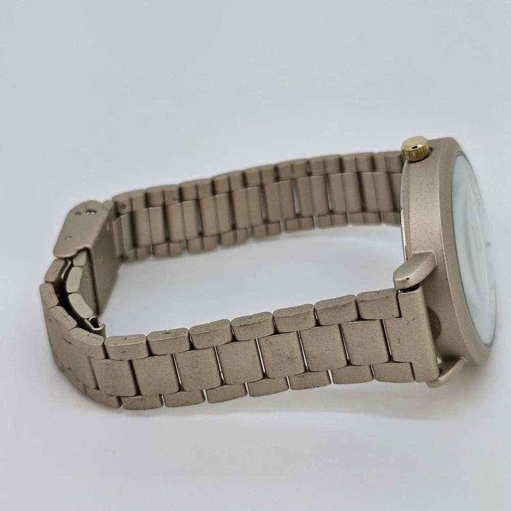 36MM Women's Watch White‎ Dial Champagne Bracelet Band New Battery